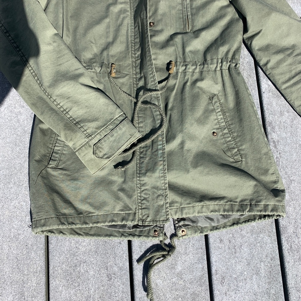Spring Jacket - Picture 4 of 6